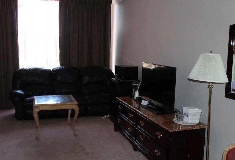 فندق Surestay Plus By Best Western Windsor