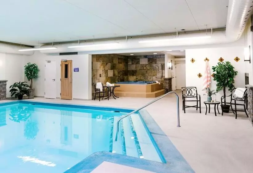 בית מלון כפרי Lobstick Lodge