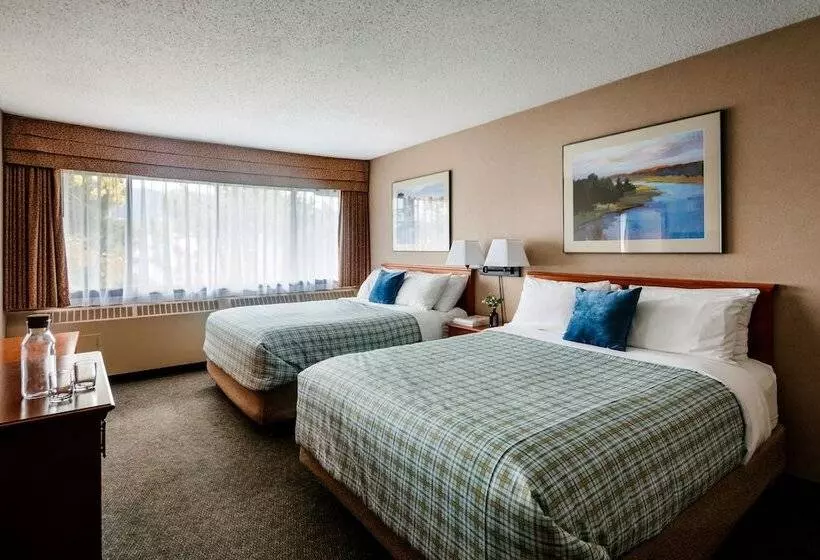 בית מלון כפרי Lobstick Lodge