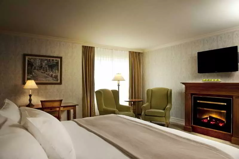 ホテル Manoir Saint Sauveur