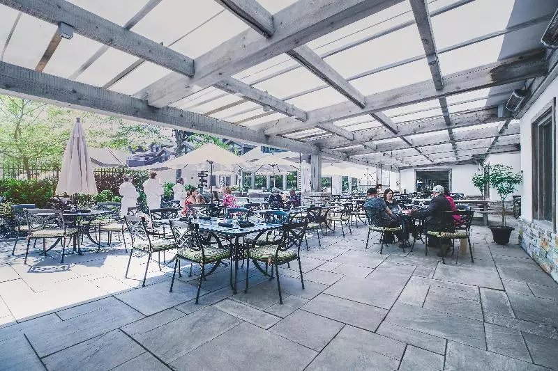 ホテル Manoir Saint Sauveur