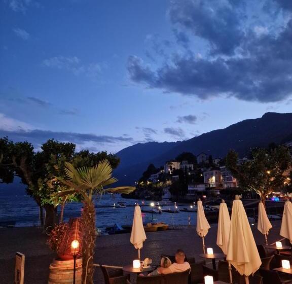 בית מלון כפרי New Elvezia