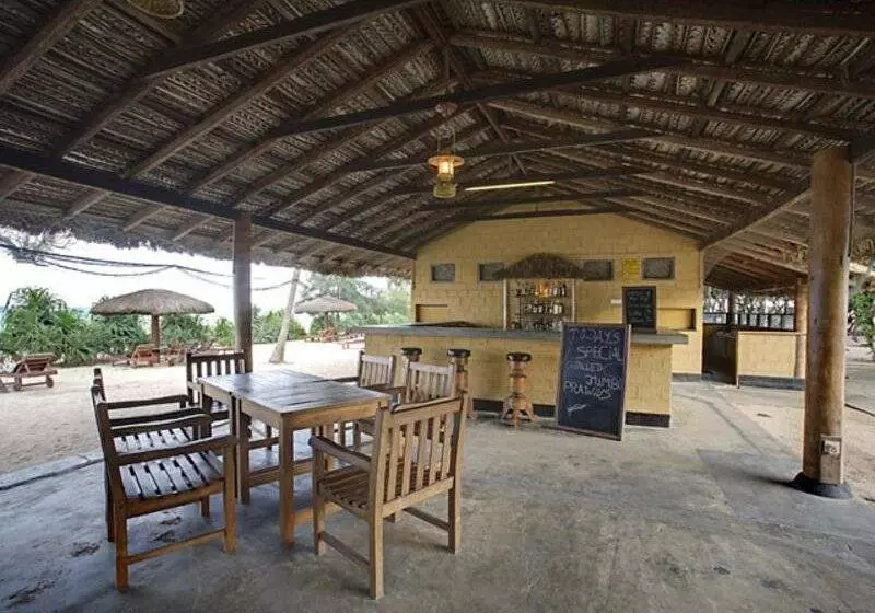 Hotel Nilaveli Beach