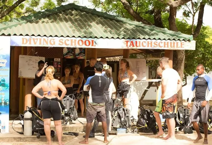 Hotel Nilaveli Beach