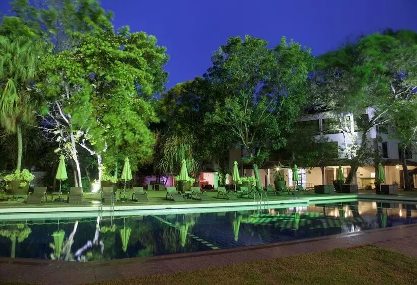 ホテル Palms, Mount Lavinia