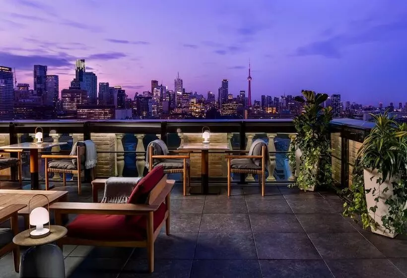 هتل Park Hyatt Toronto