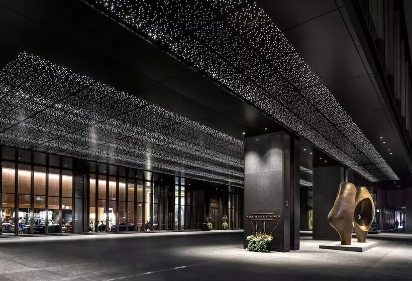 هتل Park Hyatt Toronto