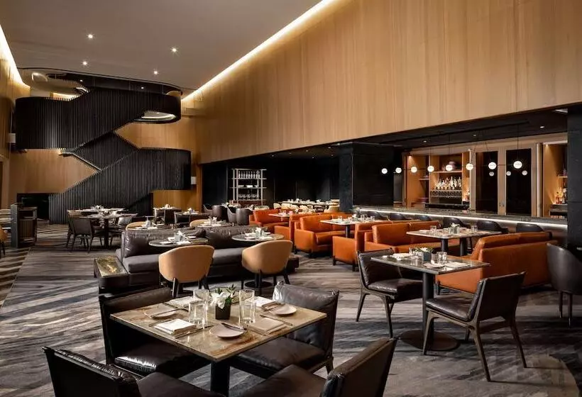 هتل Park Hyatt Toronto