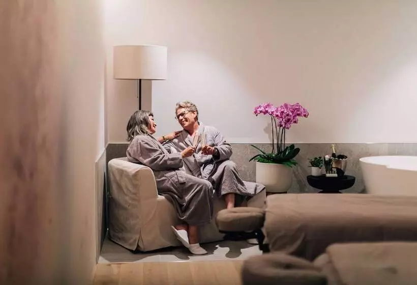 هتل Park Hyatt Toronto