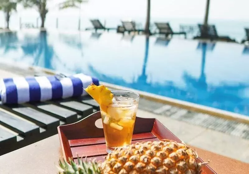 Hotel Peacock Beach Resort & Spa