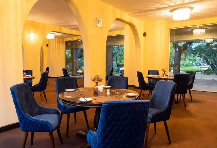 Hotel Peacock Beach Resort & Spa