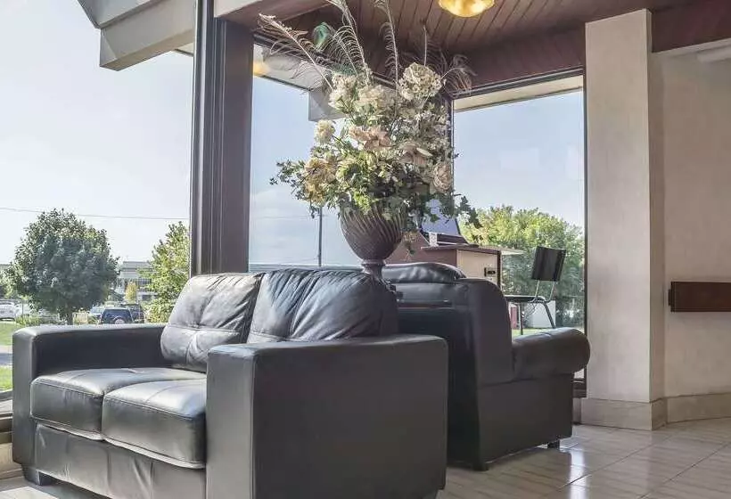 Szálloda Rodeway Inn Fallsview