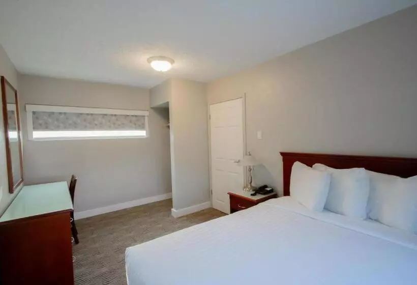 Hotelli Scott S Inn & Suites