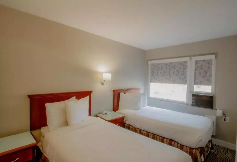 Hotelli Scott S Inn & Suites