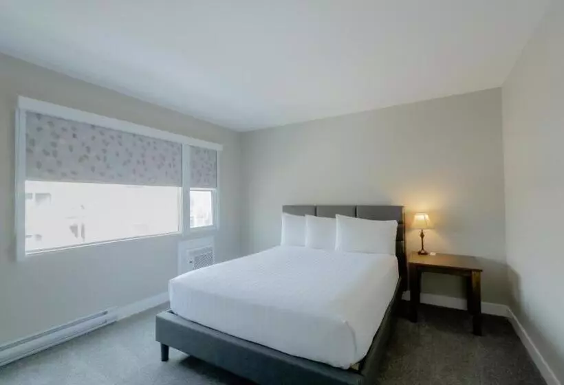 Hotelli Scott S Inn & Suites