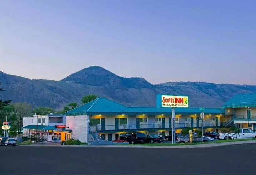 Hotelli Scott S Inn & Suites