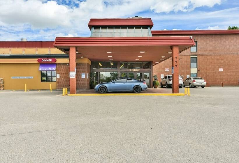 Seven Oaks Hotel Regina