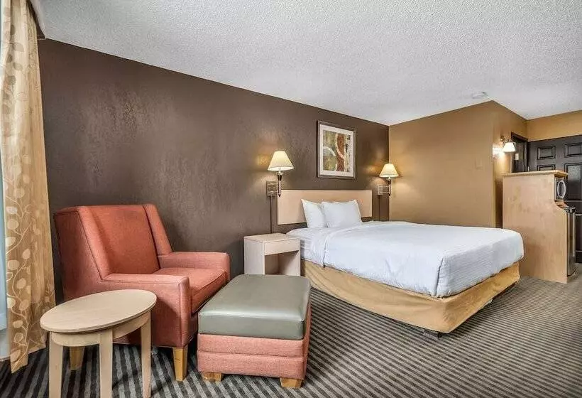 Seven Oaks Hotel Regina