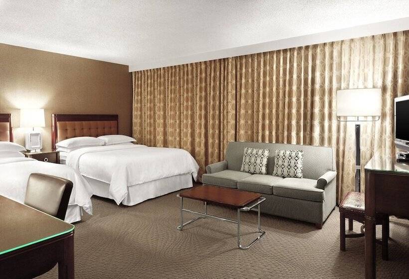 هتل Sheraton Cavalier Saskatoon