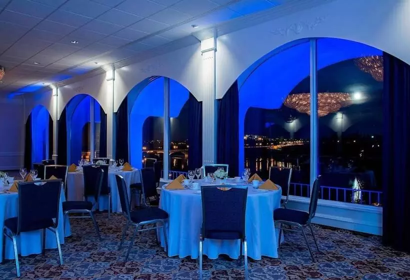 Hôtel Sheraton Cavalier Saskatoon