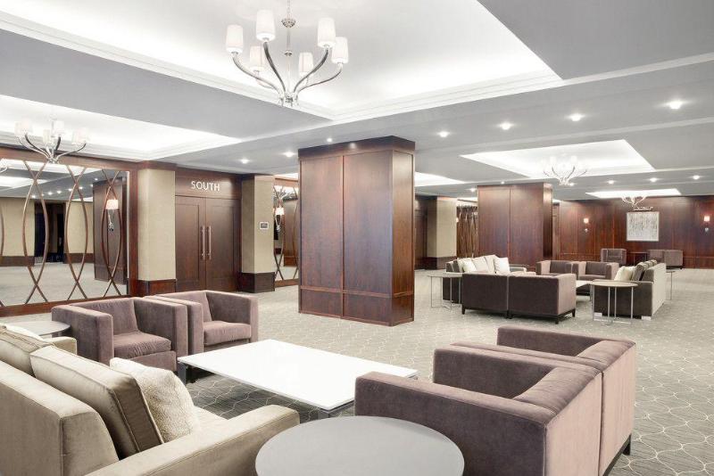 هتل Sheraton Cavalier Saskatoon