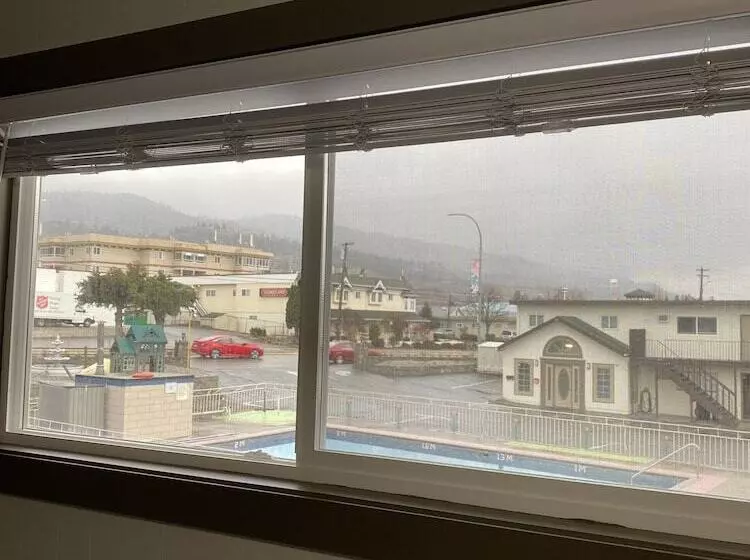 Hôtel Super 8 By Wyndham Penticton