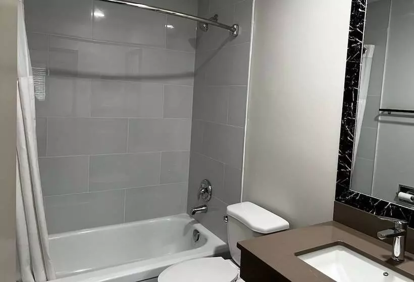 Hôtel Super 8 By Wyndham Penticton