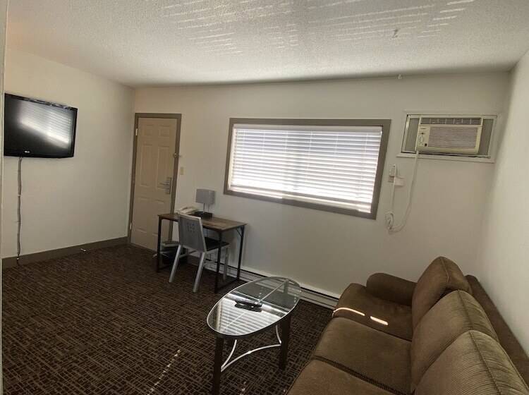 Hotel Super 8 By Wyndham Penticton