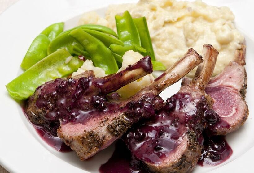 Hotel The Normaway Inn