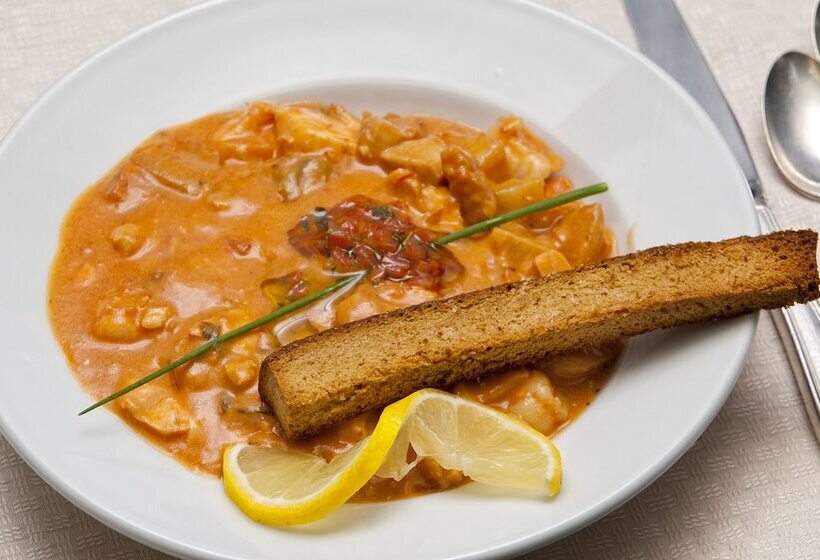 Hotel The Normaway Inn