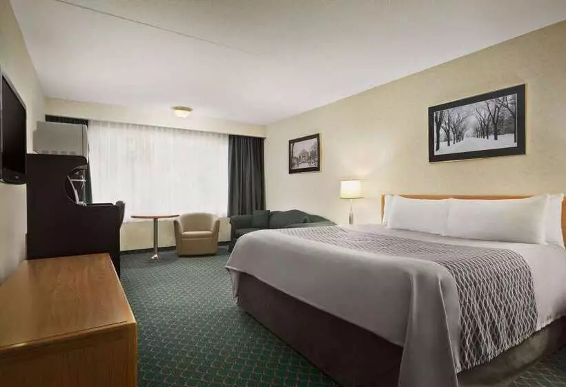 فندق Travelodge By Wyndham Winnipeg East