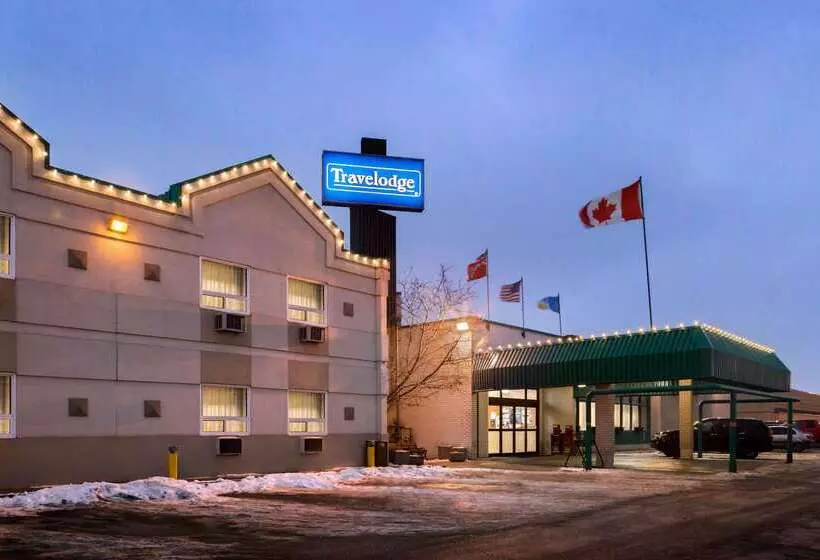 فندق Travelodge By Wyndham Winnipeg East