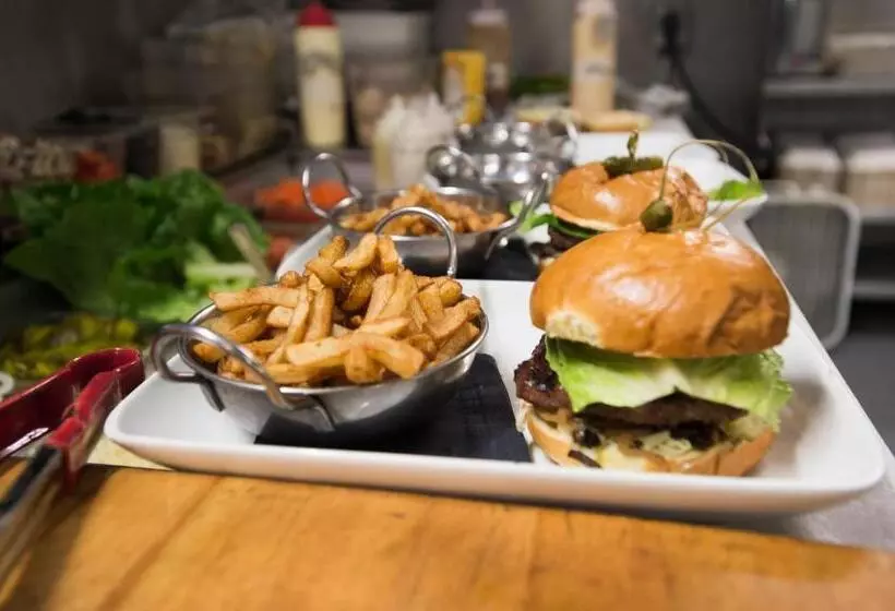 汽车旅馆  Le Deville Par G5