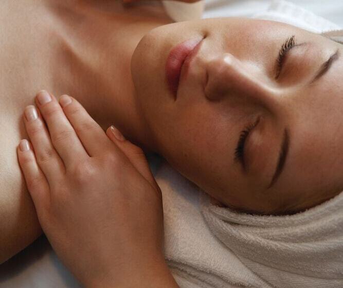 استراحتگاه Temple Gardens Hotel & Spa