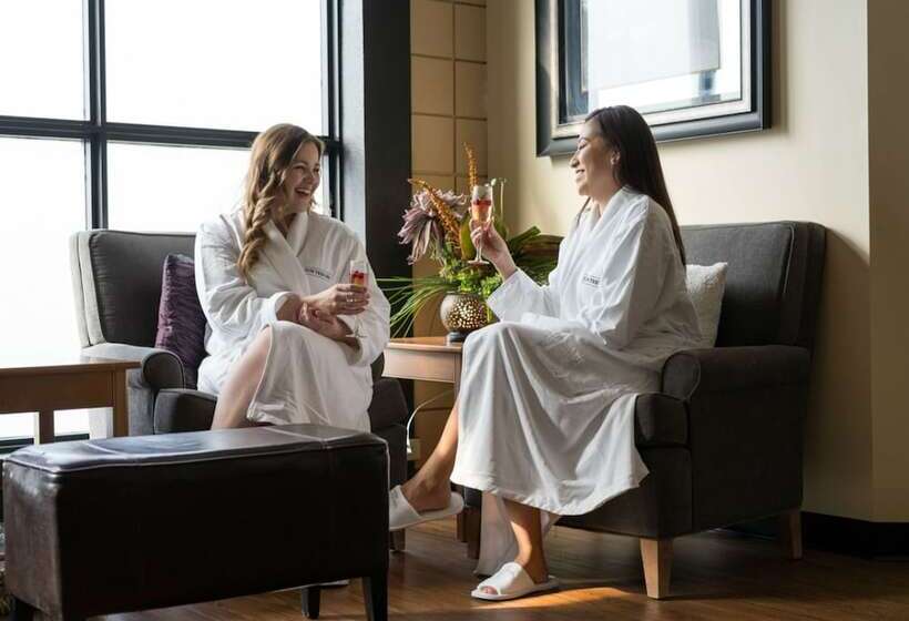 استراحتگاه Temple Gardens Hotel & Spa