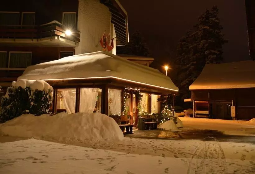 Chalet Swiss
