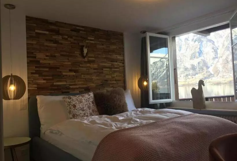 Boutique Hotel Bellevue B&b Am Brienzersee Iseltwald Interlaken