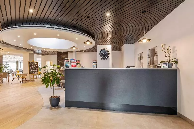 酒店 Campanile Martigny