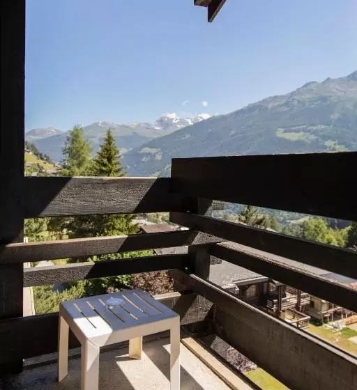 ホテル Hôtel Alpina   Swiss Ski & Bike Lodge Grimentz