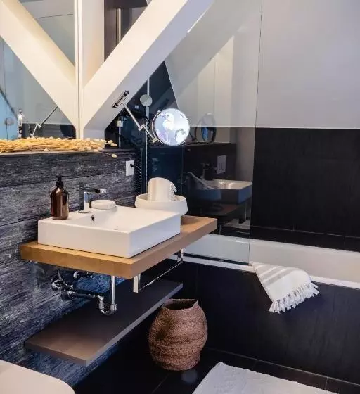 فندق Landgasthof Halbinsel Au