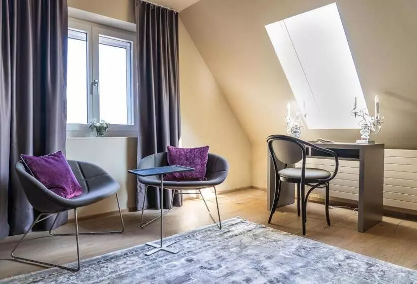 فندق Landgasthof Halbinsel Au