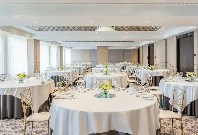 Hotelli Mandarin Oriental Geneva