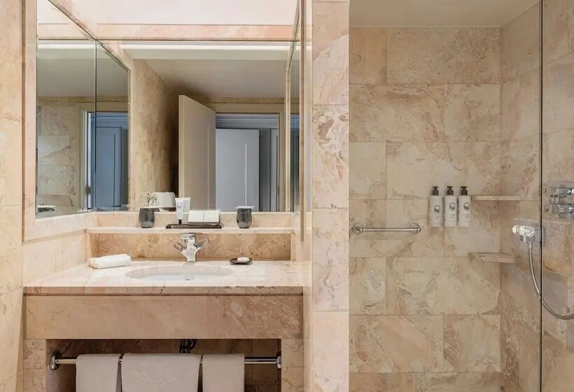 Hotelli Mandarin Oriental Geneva