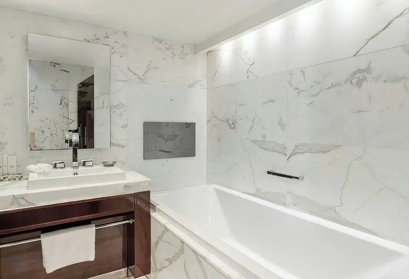 Hotelli Mandarin Oriental Geneva