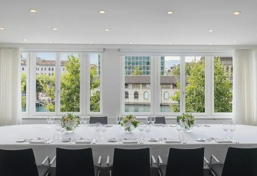 Hotelli Mandarin Oriental Geneva
