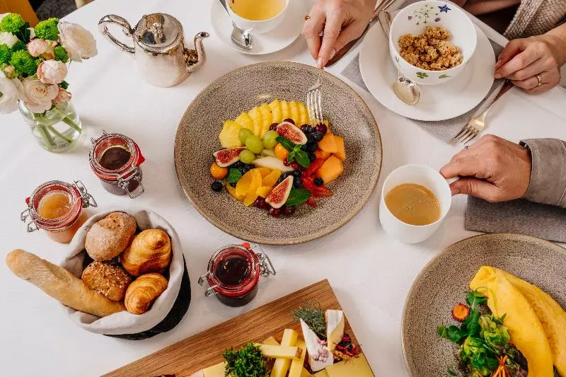 Small Luxury Hotel Ambassador Zurich