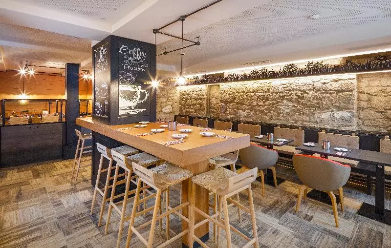 هتل Swiss Night By Fassbind