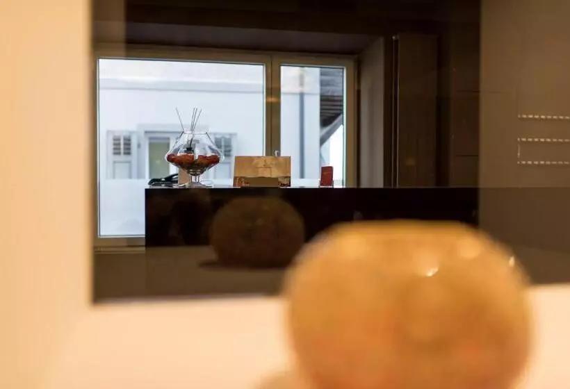 Отель Weiss Kreuz