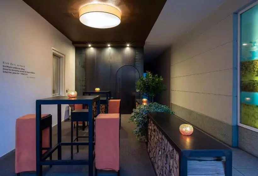 Отель Weiss Kreuz