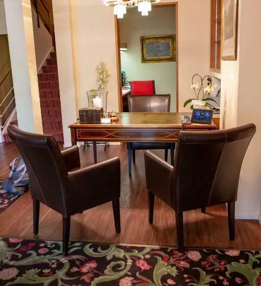 Отель Wengener Hof